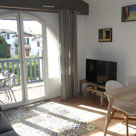Saskoenea Apartment Хендае Екстериор снимка