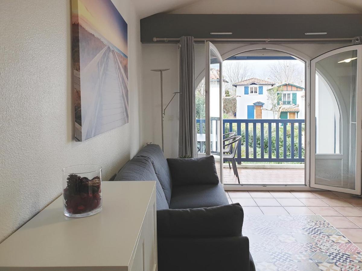 Saskoenea Apartment Хендае Екстериор снимка